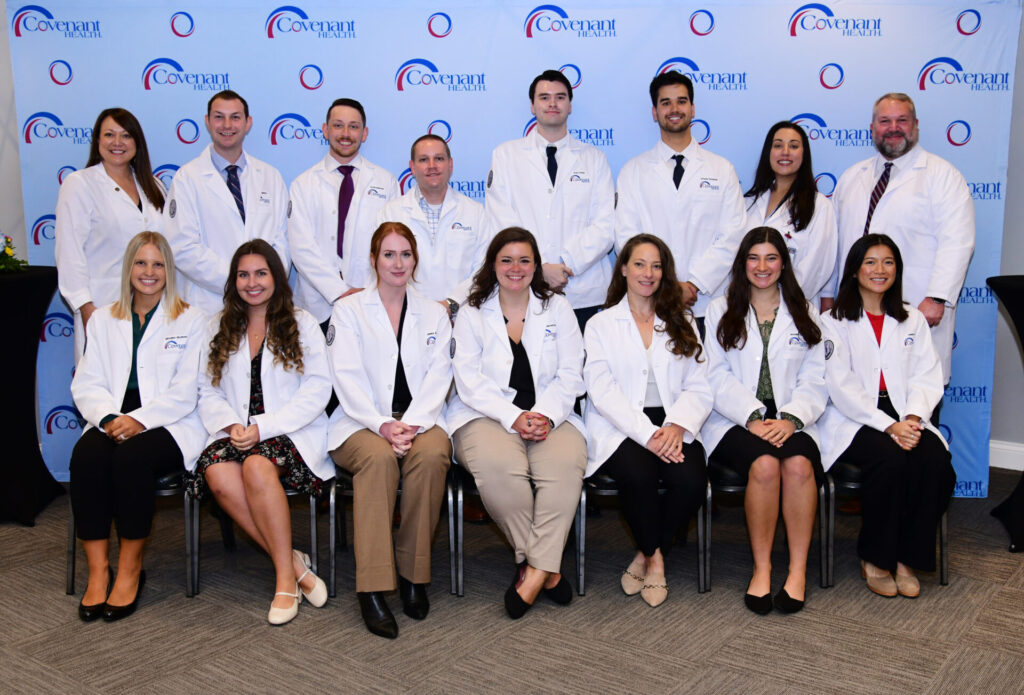 9 students from LMU-DCOM pose for Cumberland rotations