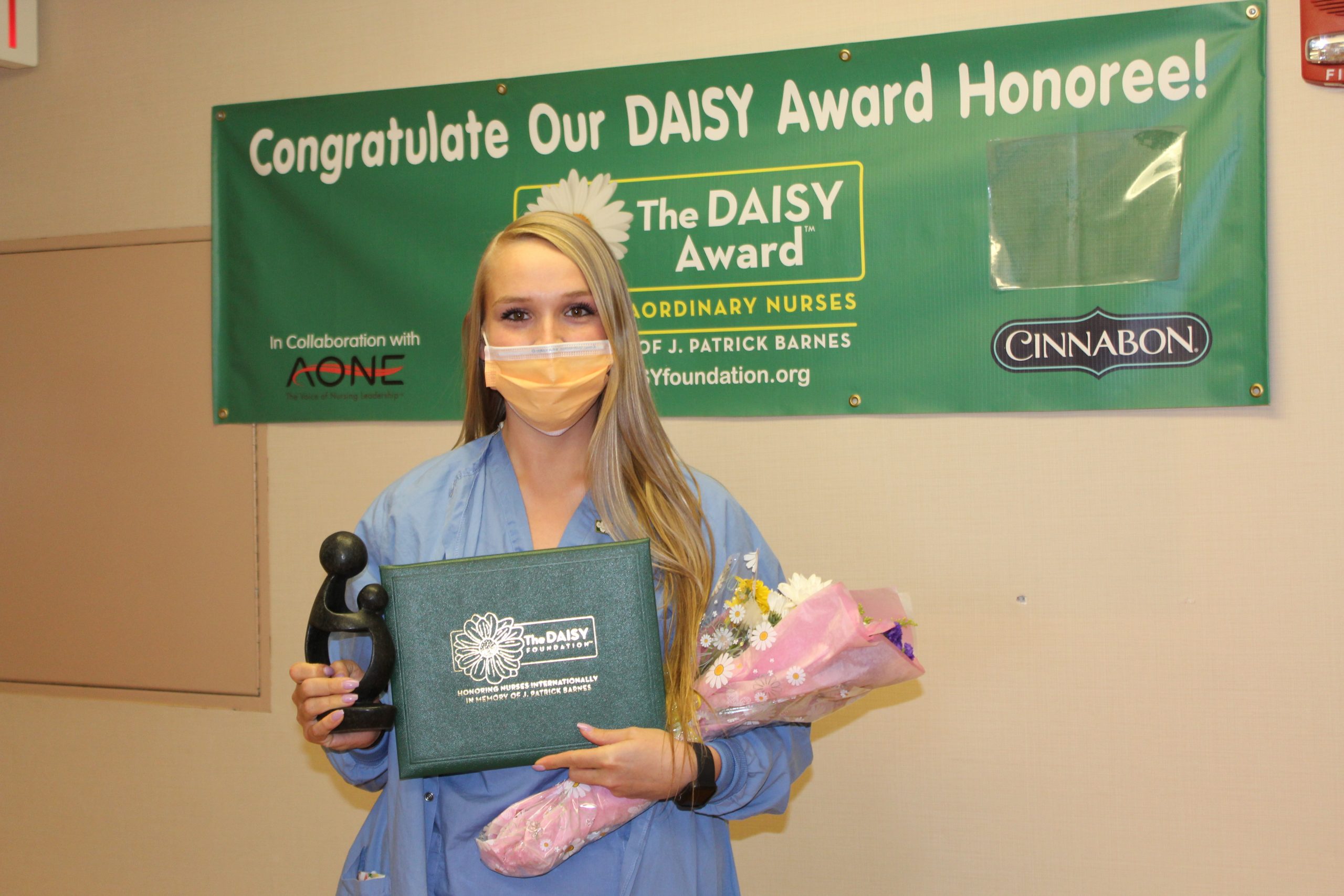 Maleah Hipsher receiving her DAISY award