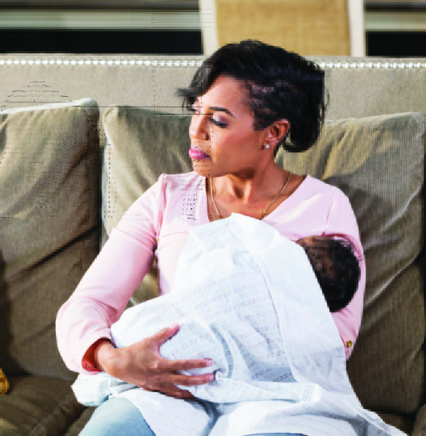 breastfeeding african american mom