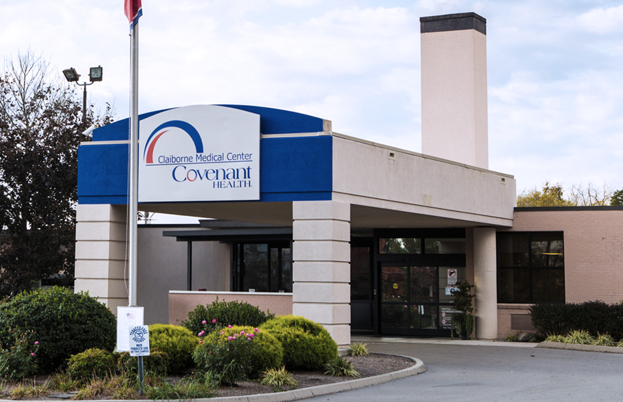 exterior shot of the entrance of Claiborne Medical Center