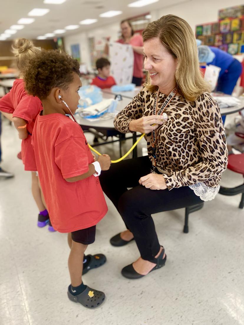 MMC Participates in Linden Elementary's Hometown Heroes Event