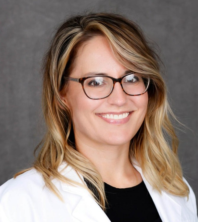 Headshot of Caitlin Rusell, DO