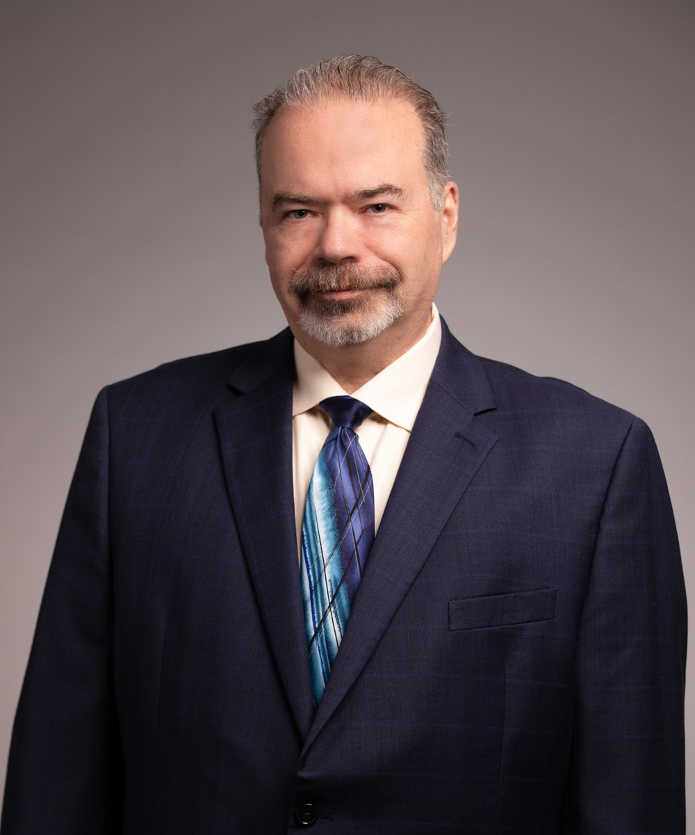 Headshot of Robert Boos.